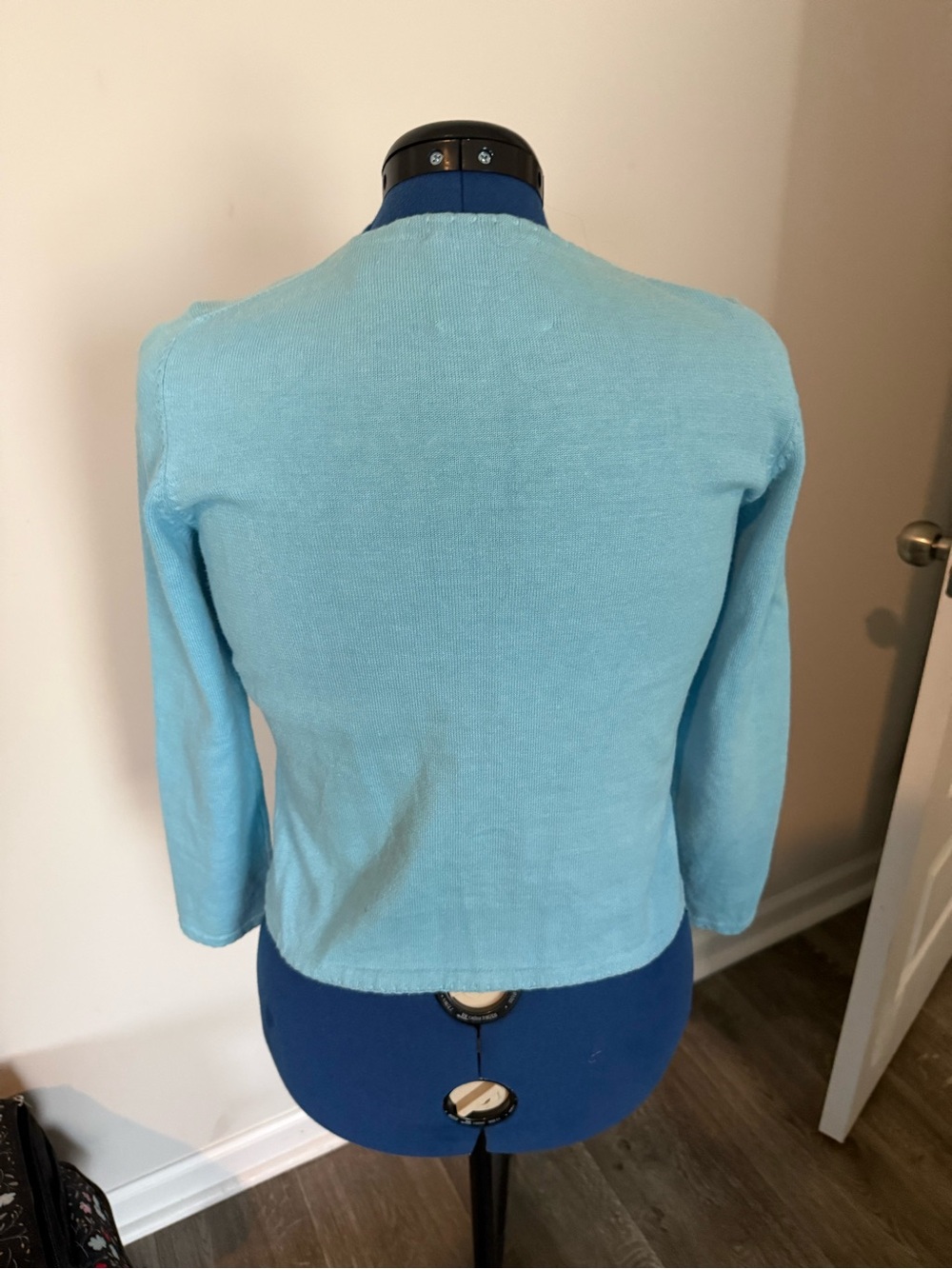 Michael Simon Light Blue Sequin Snowman Cardigan - Picture 6 of 7